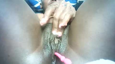 Snapshot of biass_ebony234 chatting on 01.17.25 pretty online show from 01.17.25