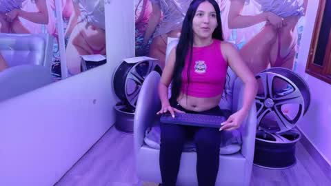 Snapshot of bibi_03 chatting on 09.12.25 Bibiana online show from 09.12.25