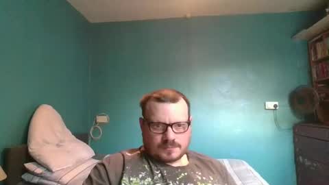 Snapshot of bidan1986 chatting on 02.06.25 bigdan1986 online show from 02.06.25