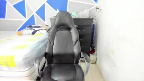 big_black11 online show from 01.08.26