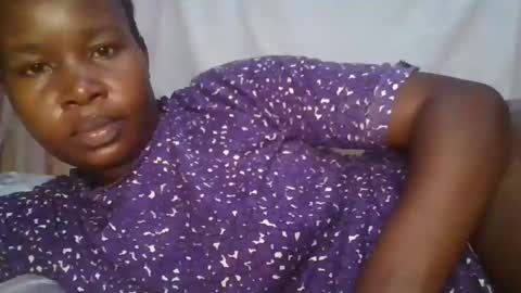 Snapshot of big_diva chatting on 02.04.25 big_diva online show from 02.04.25