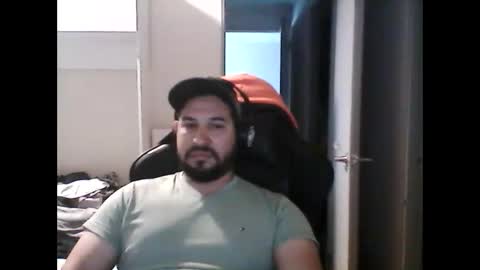 latinBoyHuge online show from 09.23.25