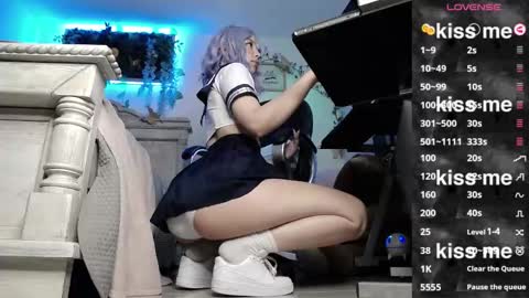 Lava online show from 02.21.25