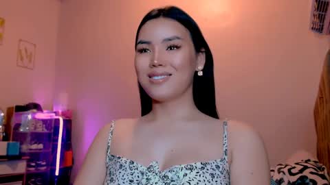 Snapshot of bigassslutdoll chatting on 01.20.25 Mia online show from 01.20.25