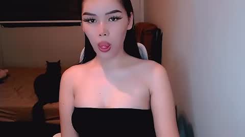 Snapshot of bigassslutdoll chatting on 07.02.26 Mia online show from 07.02.26