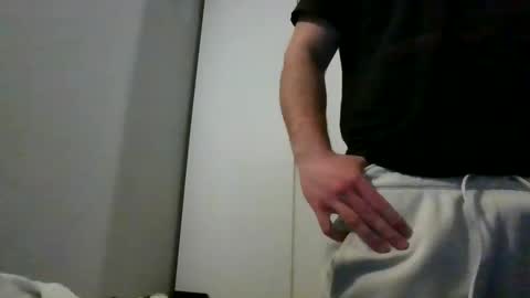 Snapshot of bigballsnojoke chatting on 01.02.25 bigballsnojoke online show from 01.02.25