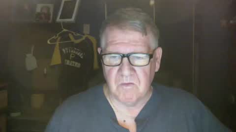 Snapshot of bigbeerdrinker1 chatting on 03.05.25 bigbeerdrinker online show from 03.05.25