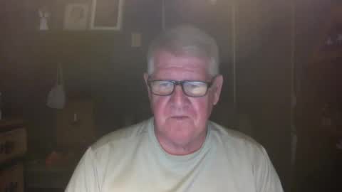 Snapshot of bigbeerdrinker1 chatting on 10.16.25 bigbeerdrinker online show from 10.16.25