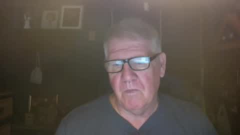 Snapshot of bigbeerdrinker1 chatting on 11.12.25 bigbeerdrinker online show from 11.12.25