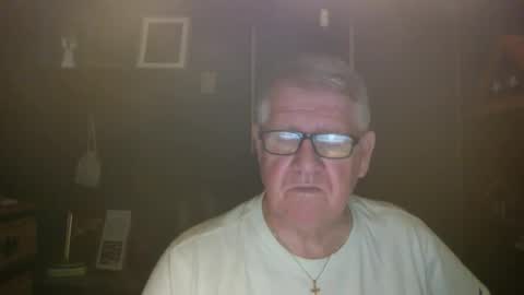 Snapshot of bigbeerdrinker1 chatting on 12.20.25 bigbeerdrinker online show from 12.20.25