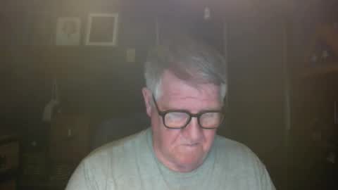 Snapshot of bigbeerdrinker1 chatting on 02.25.26 bigbeerdrinker online show from 02.25.26