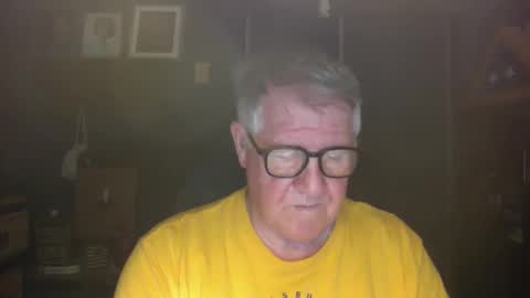 Snapshot of bigbeerdrinker1 chatting on 04.01.26 bigbeerdrinker online show from 04.01.26