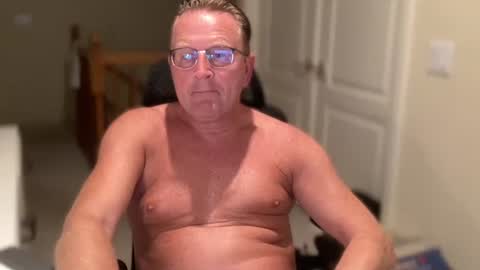 Snapshot of bigblondviking chatting on 11.20.25 bigblondviking online show from 11.20.25