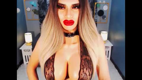 Loraine Cruz online show from 03.24.26