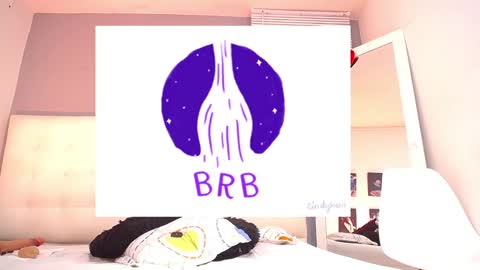 Snapshot of bigbooty_mommy chatting on 12.24.24 Mia online show from 12.24.24