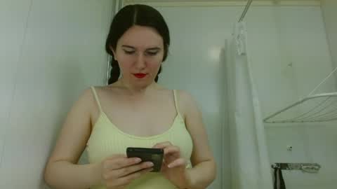 Snapshot of bigbootybunny chatting on 05.24.26 Isabella online show from 05.24.26