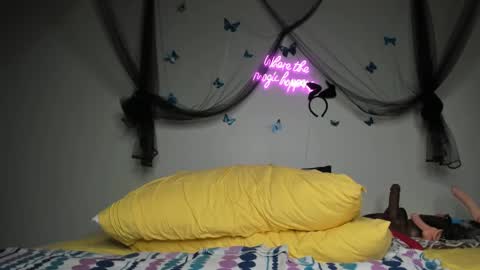 bigbuttsarena online show from 02.11.25