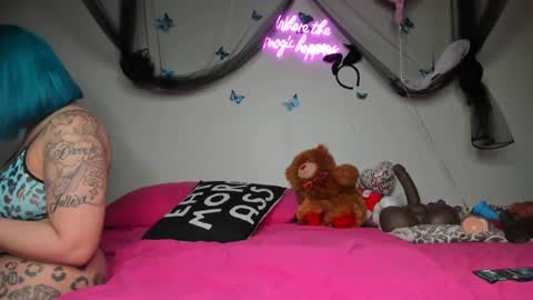 bigbuttsarena online show from 02.17.25