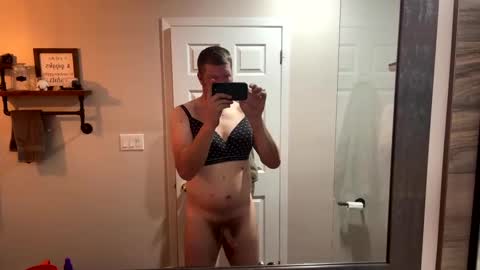 Snapshot of bigcam3cummins chatting on 02.04.25 bigcam3cummins online show from 02.04.25