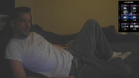 Jon - Im Straight online show from 11.04.25