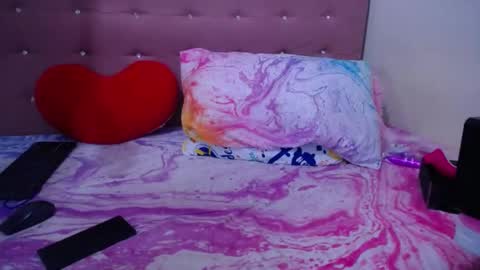 Snapshot of bigclit_luisa chatting on 03.11.25 bigclit_luisa online show from 03.11.25