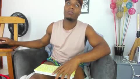 sexy muscle online show from 03.03.25