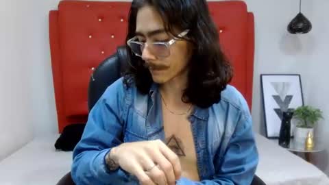 Snapshot of bigcock_robert chatting on 06.27.26 ROBB online show from 06.27.26