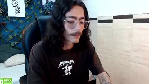 Snapshot of bigcock_robert chatting on 07.11.26 ROBB online show from 07.11.26