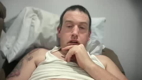 Snapshot of bigcocksuckingslut chatting on 01.25.25 bigcocksuckingslut online show from 01.25.25