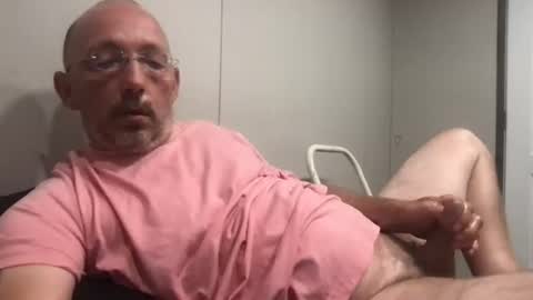Snapshot of bigdaddydelight chatting on 06.26.26 bigdaddydelight online show from 06.26.26