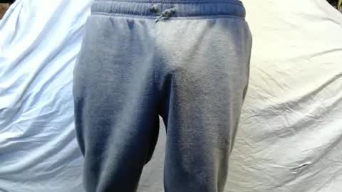 Snapshot of bigdickdaddy567130413 chatting on 01.22.25 bigdickdaddy567130413 online show from 01.22.25