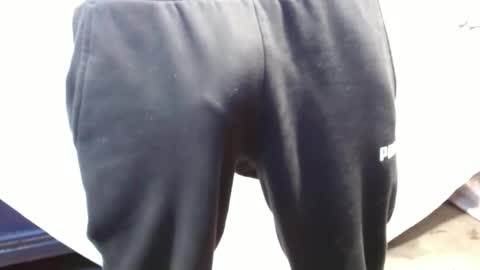 Snapshot of bigdickdaddy567130413 chatting on 02.22.25 bigdickdaddy567130413 online show from 02.22.25