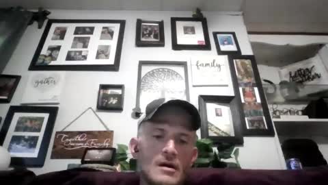 Snapshot of bigdickdawg90 chatting on 05.29.26 bigdickdawg90 online show from 05.29.26