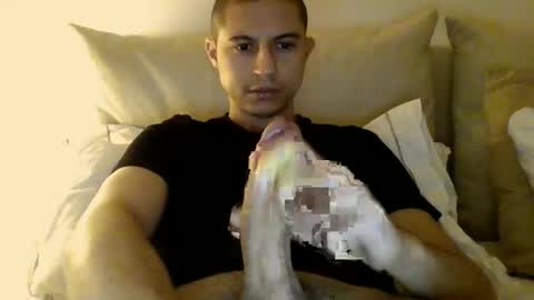 Snapshot of bigdickkkk2035 chatting on 01.19.25 Big online show from 01.19.25