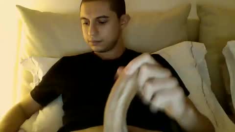 Snapshot of bigdickkkk2035 chatting on 02.01.25 Big online show from 02.01.25