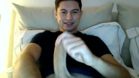 Snapshot of bigdickkkk2035 chatting on 10.15.25 Big online show from 10.15.25