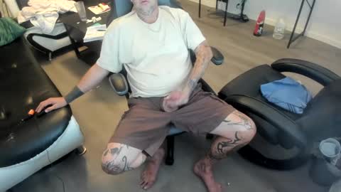 bigdickpiercedtattoos online show from 09.11.25