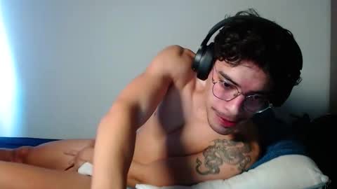 Snapshot of bigdragonboy chatting on 05.18.26 BigDragonBoy online show from 05.18.26