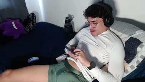 Snapshot of bigdragonboy chatting on 05.19.26 BigDragonBoy online show from 05.19.26