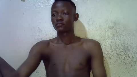 Snapshot of bigfeet9999 chatting on 02.18.25 Ask in pvt online show from 02.18.25