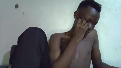 Snapshot of bigfeet9999 chatting on 03.05.25 Ask in pvt online show from 03.05.25