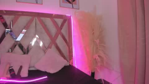 Lucy and Fred online show from 02.12.25