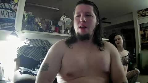 Snapshot of biggerisbetter21 chatting on 12.18.24 biggerisbetter21 online show from 12.18.24