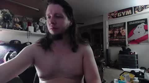 biggerisbetter21 online show from 10.26.25