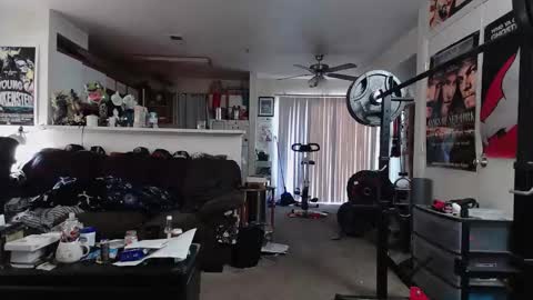 Snapshot of biggerisbetter21 chatting on 02.26.26 biggerisbetter21 online show from 02.26.26