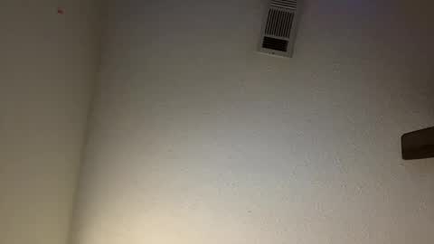 Snapshot of biggerthanasnicker chatting on 02.16.25 biggerthanasnicker online show from 02.16.25