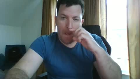 BiggestBallsOnChatr online show from 12.13.25