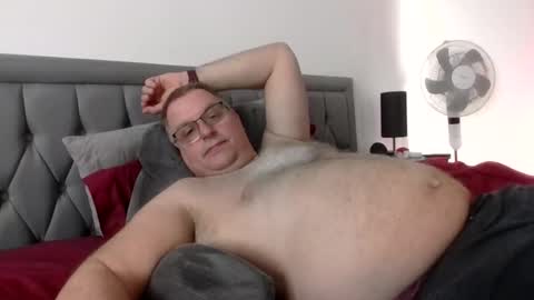 bigguy2014 online show from 04.17.26