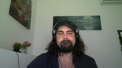 Snapshot of bigjohnofthewood chatting on 10.12.25 BigJohnOfTheWoods online show from 10.12.25