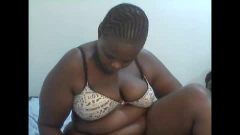 Snapshot of bigmama807715 chatting on 02.03.26 bigmama807715 online show from 02.03.26